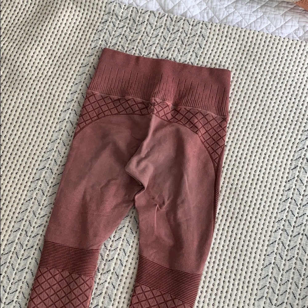 Avocado Easy Rider Legging - Picture 3 of 3